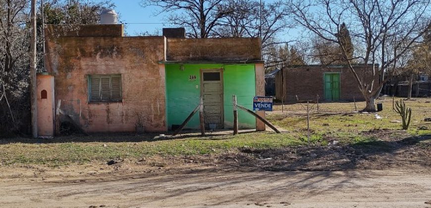 CASA CON GALPON