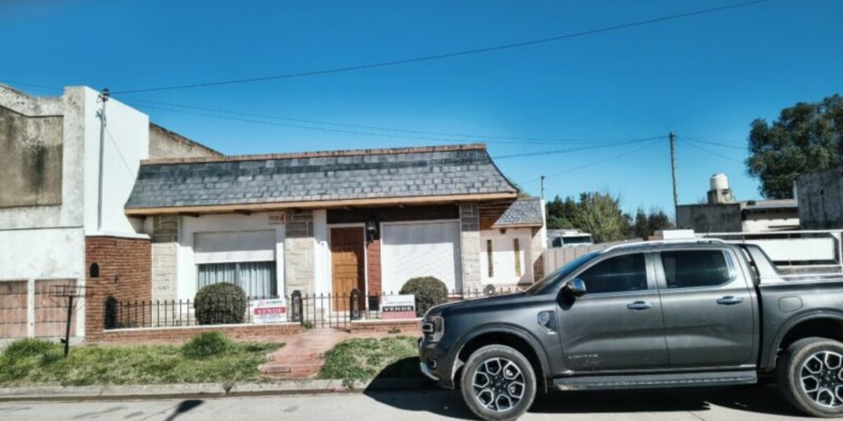 CASA Y TERRENO